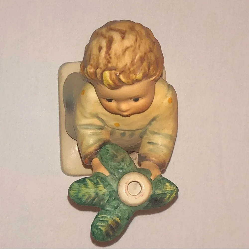 Hummel “A Gentle Glow” Ceramic Angel Candle Holder; Vintage; Christmas Decor - Picture 7 of 14